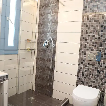 Located By The Sea One Beachfront Private Captain Lazaros Pool With Loft In 750sqm Spacious Private Plot-jacuzzi-sunrelax-furnished Terace-gazebo-private Parking,sleep 3 Adults And 2 Children, Just Steps From The Black Beach-seaview Villa *