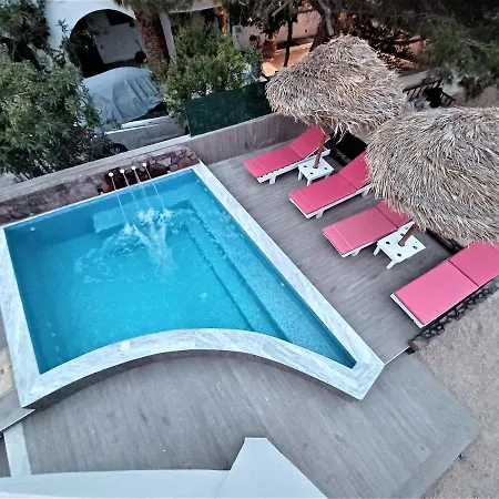 Villa Located By The Sea One Beachfront Private Captain Lazaros Pool With Loft In 750sqm Spacious Private Plot-jacuzzi-sunrelax-furnished Terace-gazebo-private Parking,sleep 3 Adults And 2 Children, Just Steps From The Black Beach-seaview Perissa (Santorini)