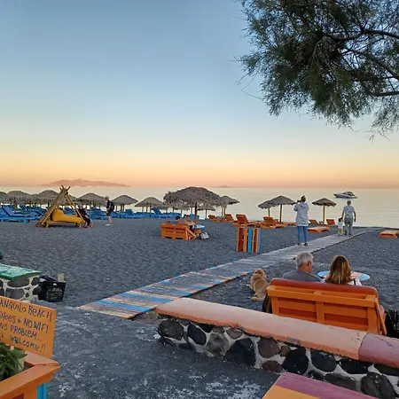 Located By The Sea One Beachfront Private Captain Lazaros Pool With Loft In 750sqm Spacious Private Plot-jacuzzi-sunrelax-furnished Terace-gazebo-private Parking,sleep 3 Adults And 2 Children, Just Steps From The Black Beach-seaview *
