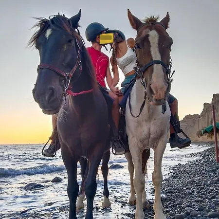 Located By The Sea One Beachfront Detach Private Captain Lazaros Pool With Loft In 750sqm Spacious Private Plot-jacuzzi-sunrelax-furnished Terace-gazebo-private Parking,sleep 3 Adults And 2 Children, Just Steps From The Black Beach-seaview