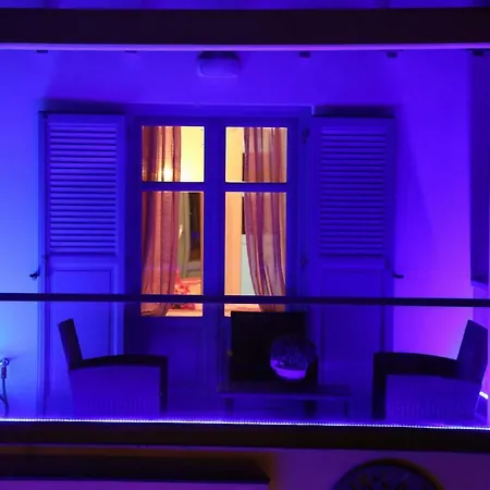 Villa Located By The Sea One Beachfront Private Captain Lazaros Pool With Loft In 750sqm Spacious Private Plot-jacuzzi-sunrelax-furnished Terace-gazebo-private Parking,sleep 3 Adults And 2 Children, Just Steps From The Black Beach-seaview