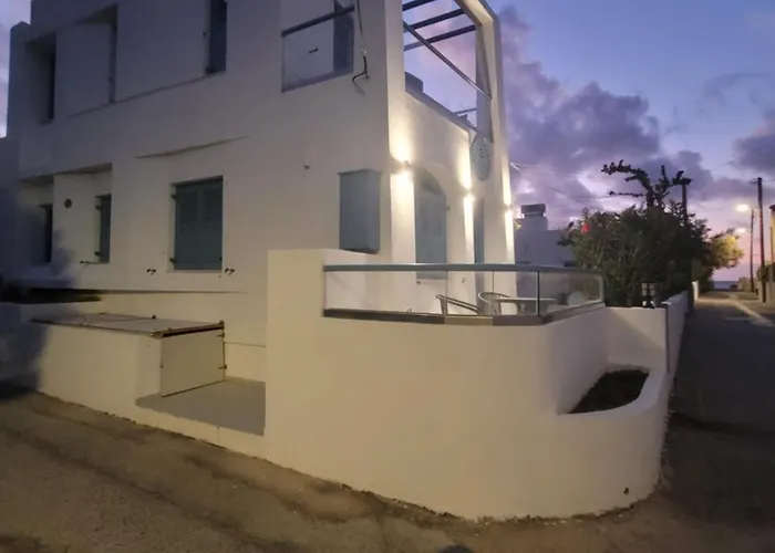 Captain Lazaros And (adults Only) * Перисса