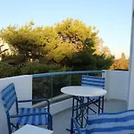 Captain Lazaros Villa: Black With Pool And Sea View