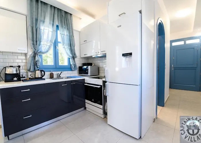 Captain Lazaros And (adults Only) Perissa (Santorini)